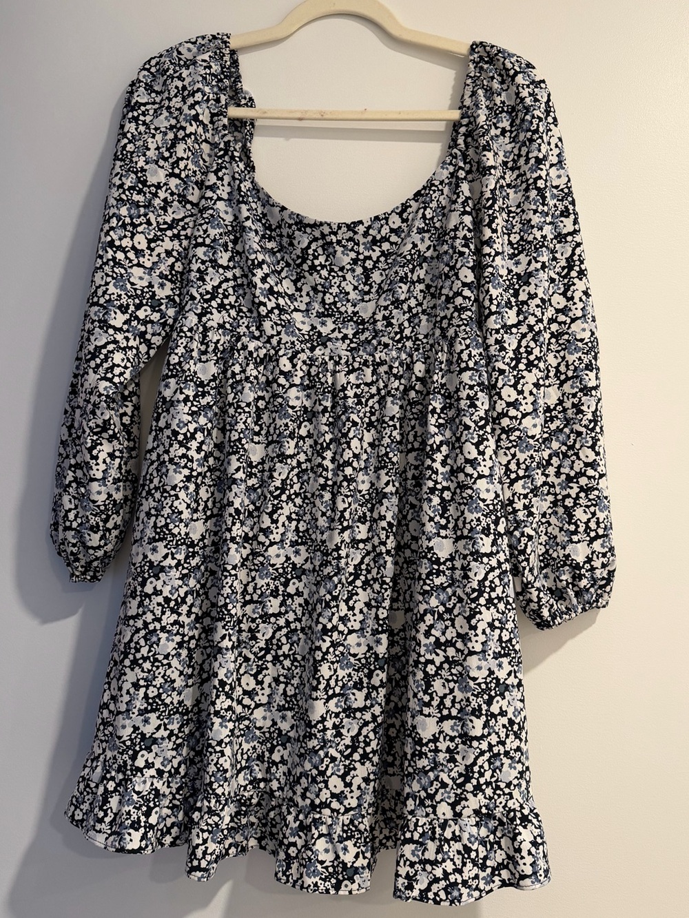 Abercrombie & Fitch Navy and White Floral Dress